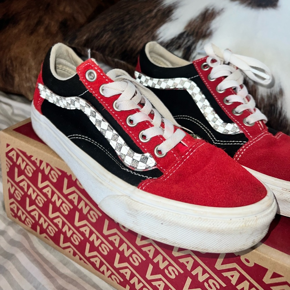 vans old skool red and black checkered